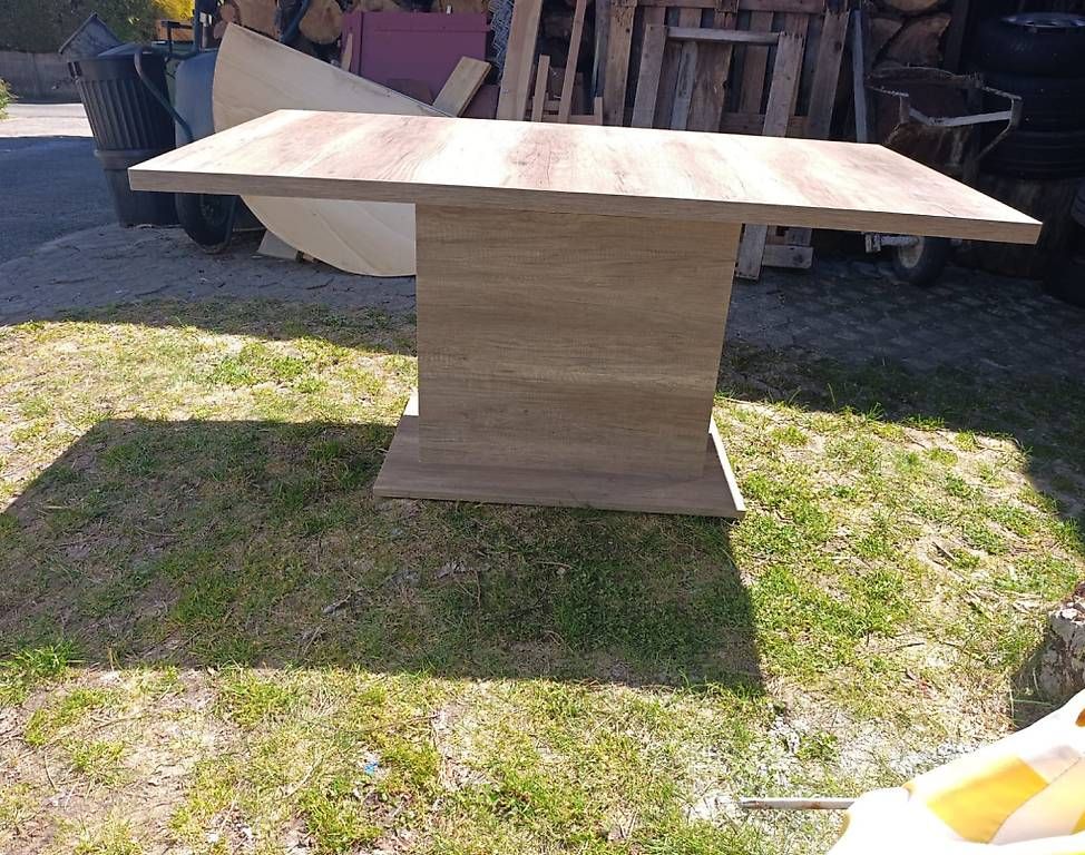 Tische: Table d’intérieur en bois plaqué neuve – Neu (gemäss Beschreibung) aus Nyon von schoettlij 1