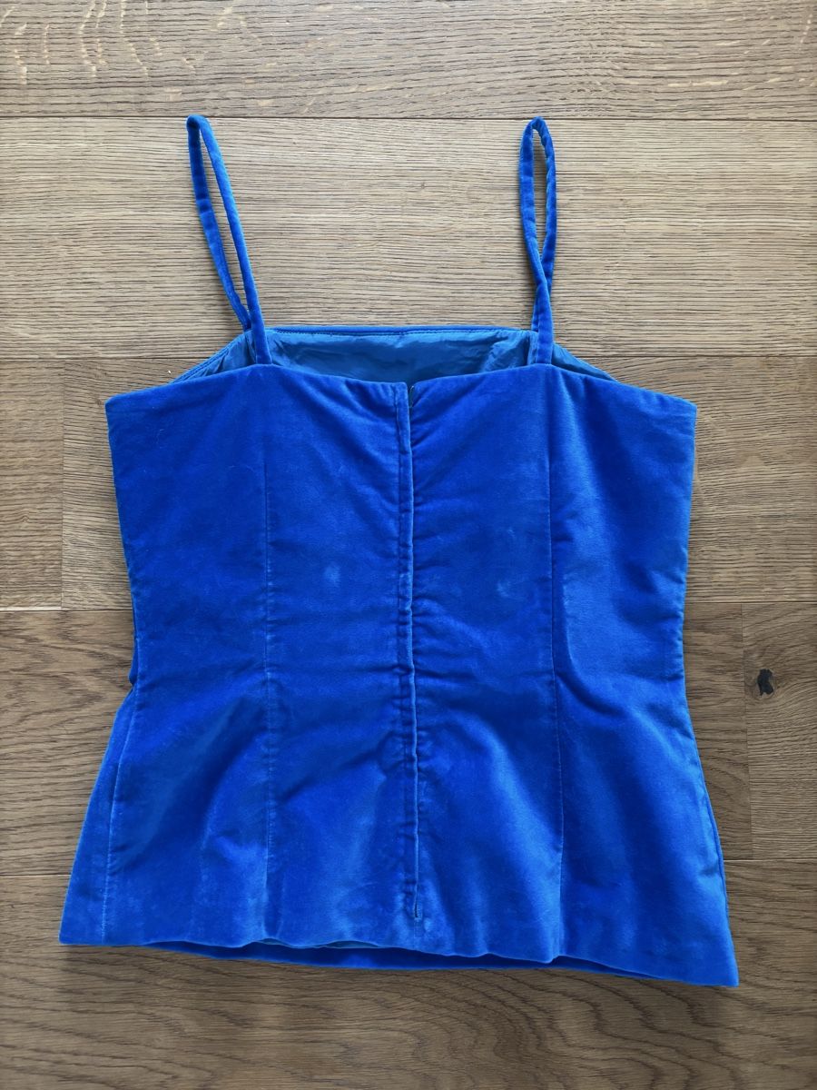 Top: Samt Top in Royal Blau – Usato da Würenlos venduto da Ashley24 1