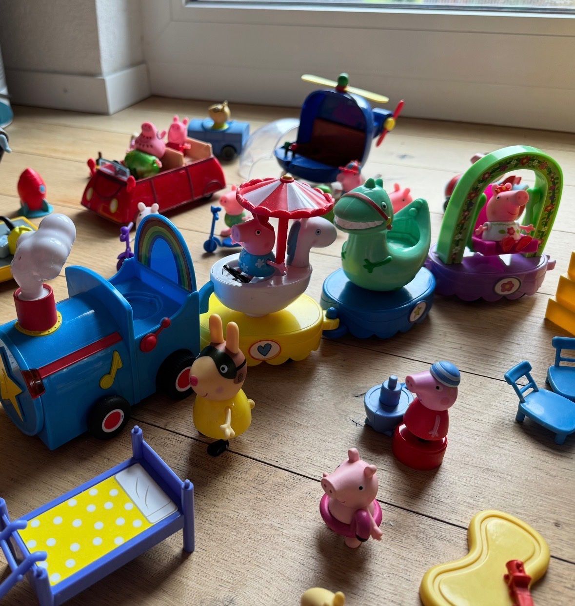 Giocattoli: Lot de jeux Peppa Pig – Usato da Collombey venduto da svea16 1