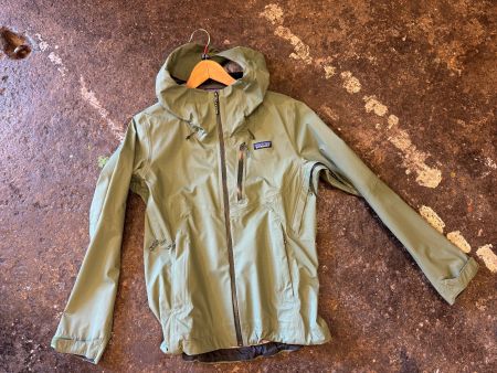 Patagonia Damen Regenjacke Gr. S NEU