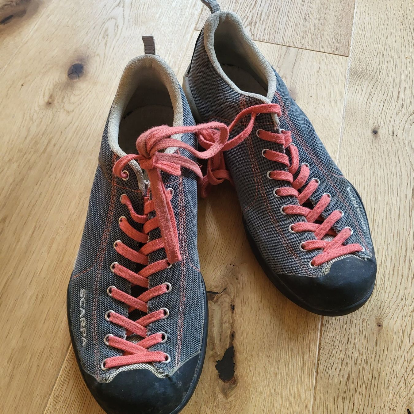 Scarpa Damenschuhe: Scarpa – Gebraucht aus huttwil von Fasnacht5