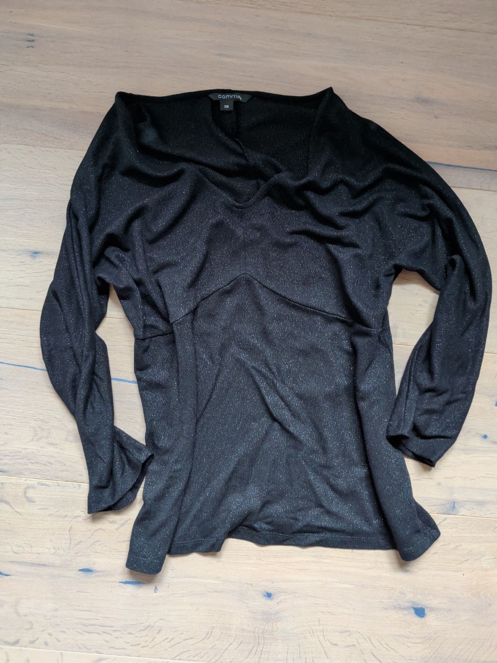 Comma Pulls & Sweat-shirts: comma Damen Pullover, glitzer Gr. 36, – D'occasion à Mörschwil par nemo1975