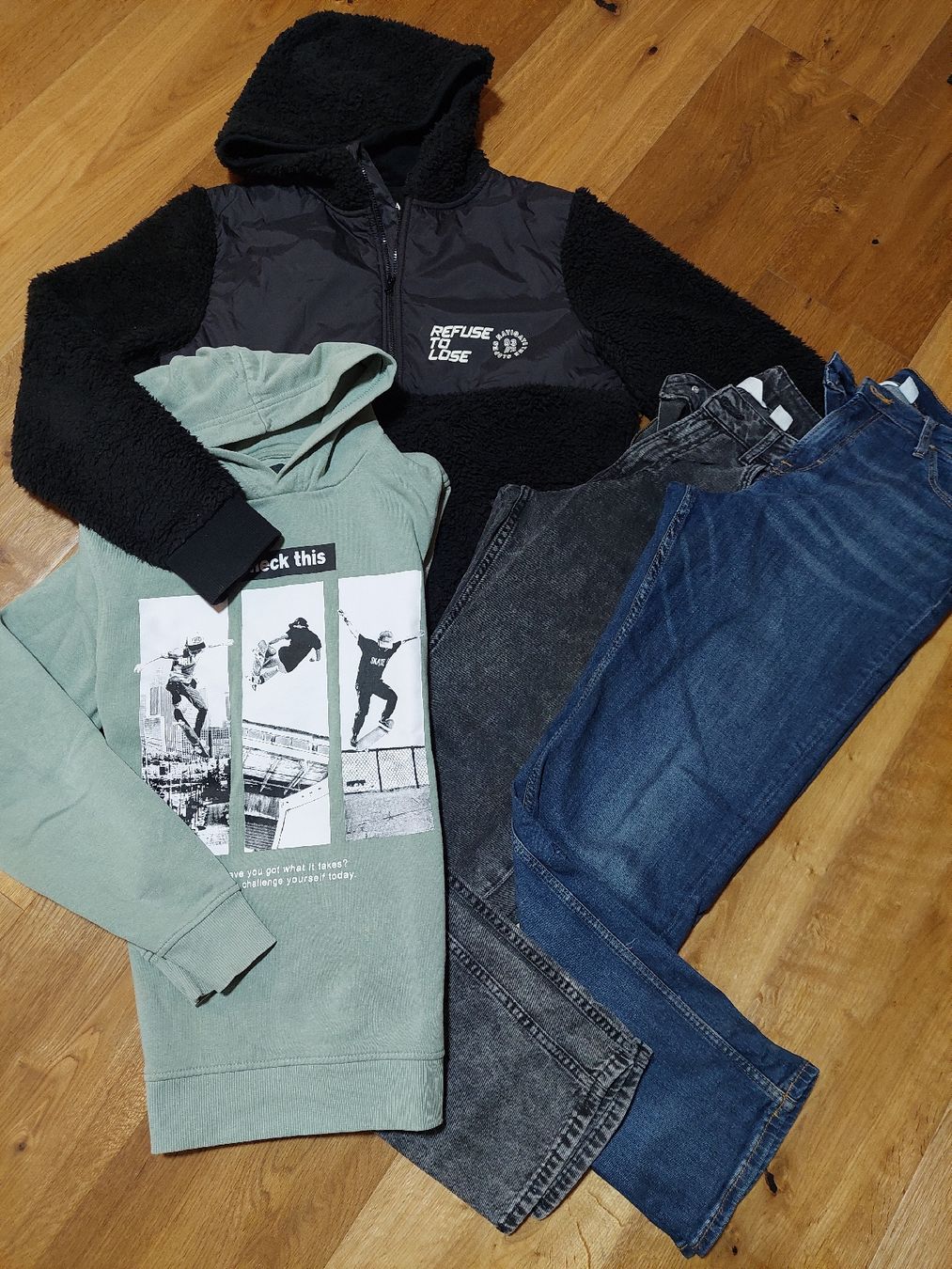 Lotti & Set di vestiti: Kleider Packet, Jungs, Gr. 158/164 – Usato da Schenkon venduto da rausausdemhaus