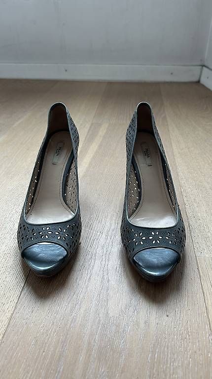 Scarpe da donna: Chaussures Prada femme – Usato da Rolle venduto da immo34 1