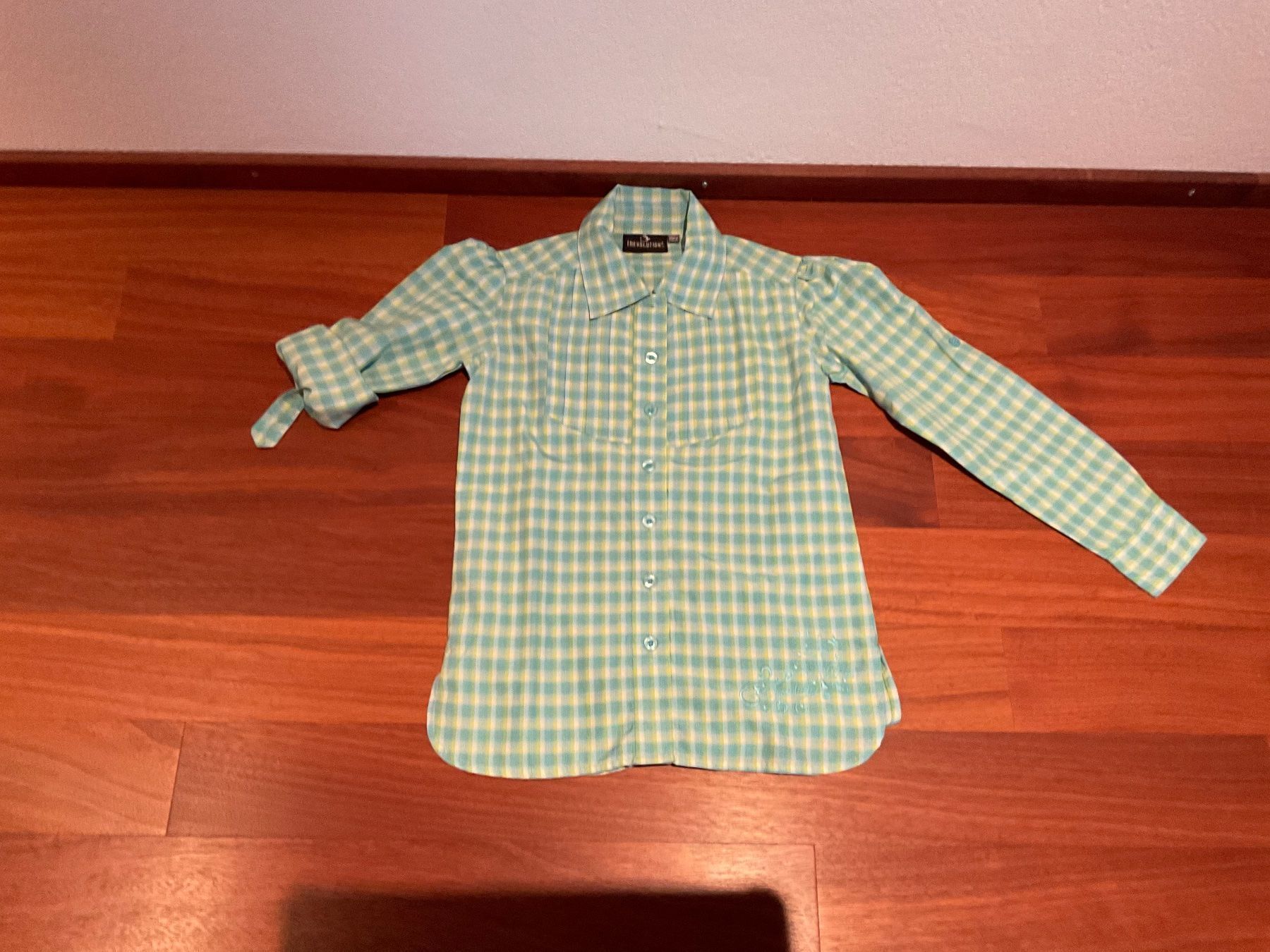 Blusen, T-Shirts & Tops: Wander Bluse Mädchen Gr.122 – Neu (gemäss Beschreibung) aus Pfäffikon ZH von Ben0707 1
