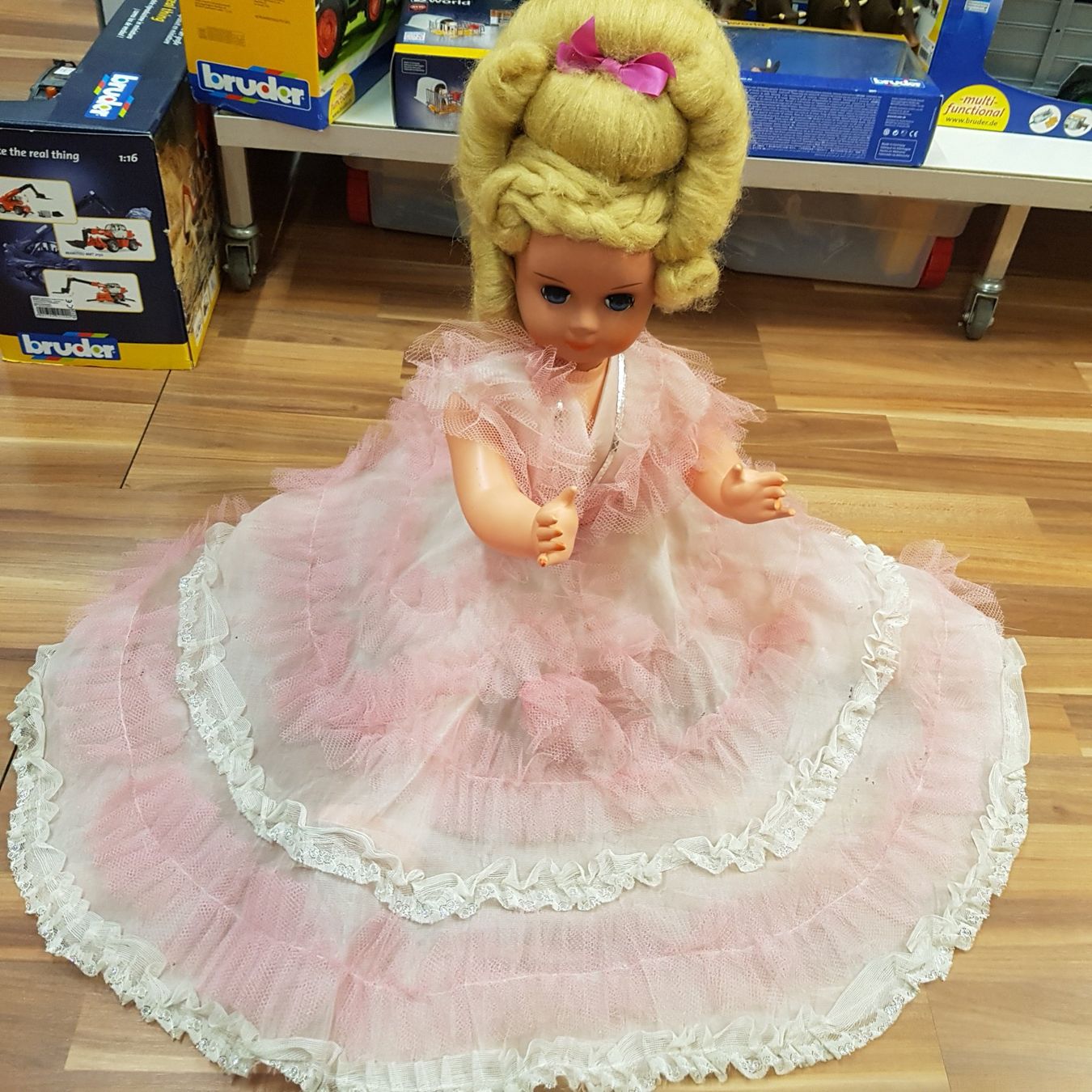 Bambole: Alte Puppe Prinzessin 75cm  K – Usato da Schwarzenburg venduto da Sunny0290