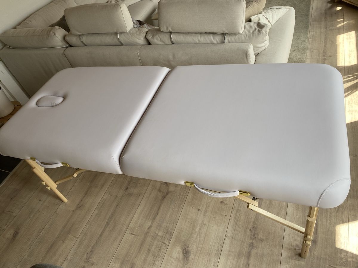 Appareils de massage: Table de massage pliable avec accessoires et sac – D'occasion à Renan BE par Pcapsule 7