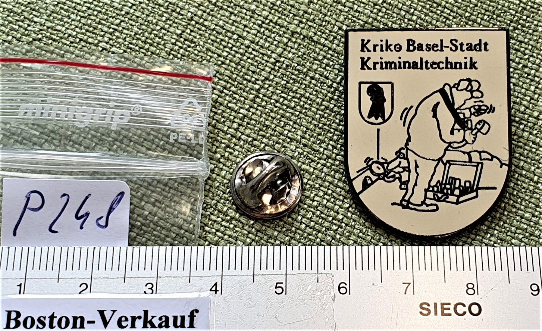 Placchette & Badge: P248 - Pin Polizei Kriko Basel-Stadt Kriminaltechnik – Usato da Reinach BL venduto da Boston-Verkauf 1