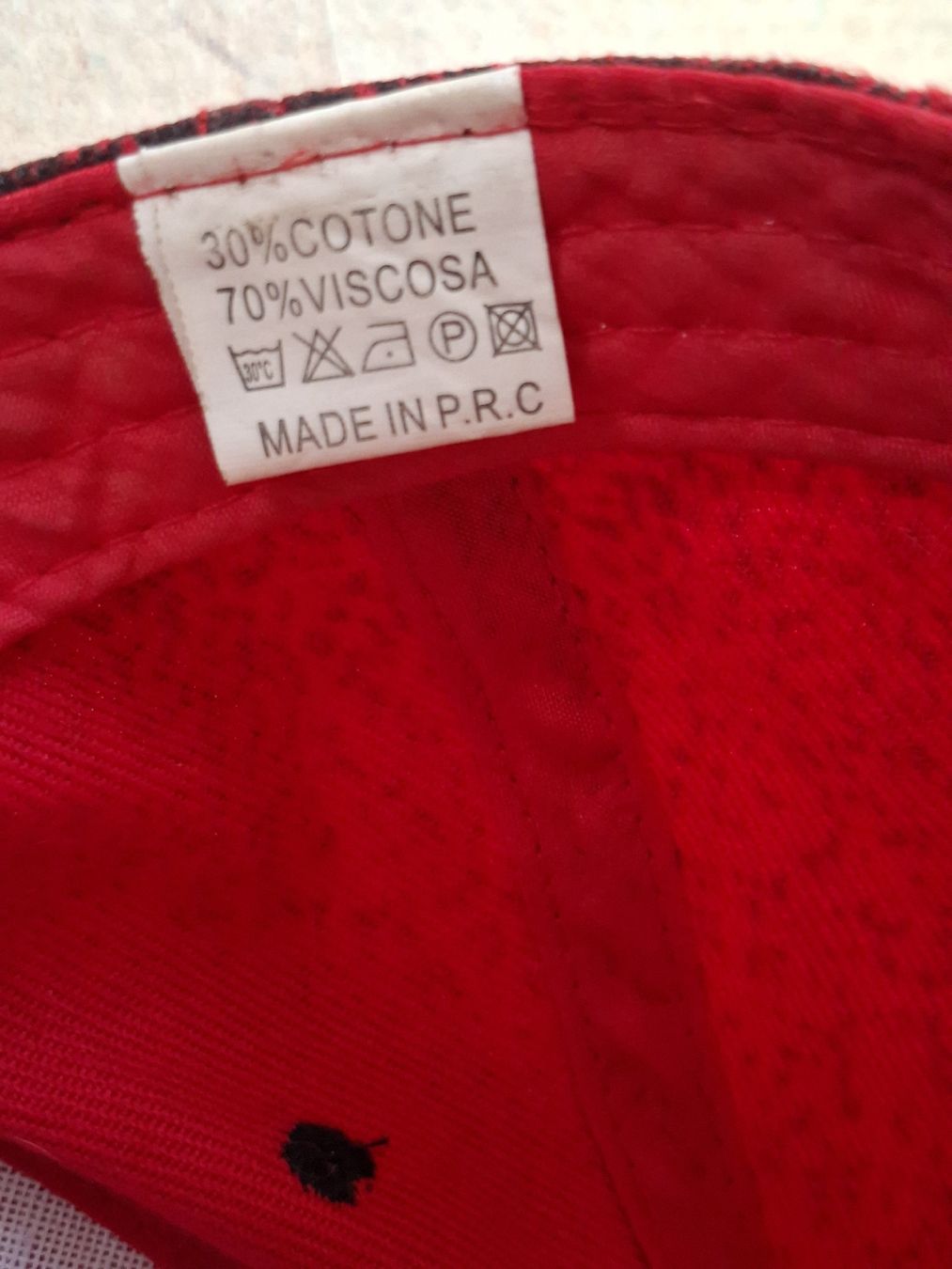 Copricapi, berretti & cappellini: 🔥 Coole NY Cap - rot – Usato da Klingnau venduto da vollmond36 5