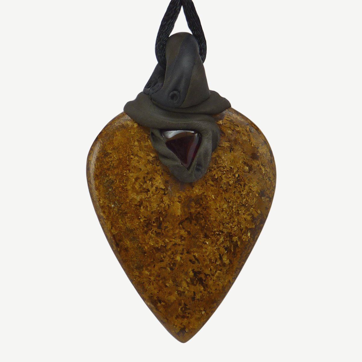 Minerali & Pietre curative: Bronzit Steinanhänger mit Granat – Nuovo e nell'imballaggio originale da Meilen venduto da BYRD-Design