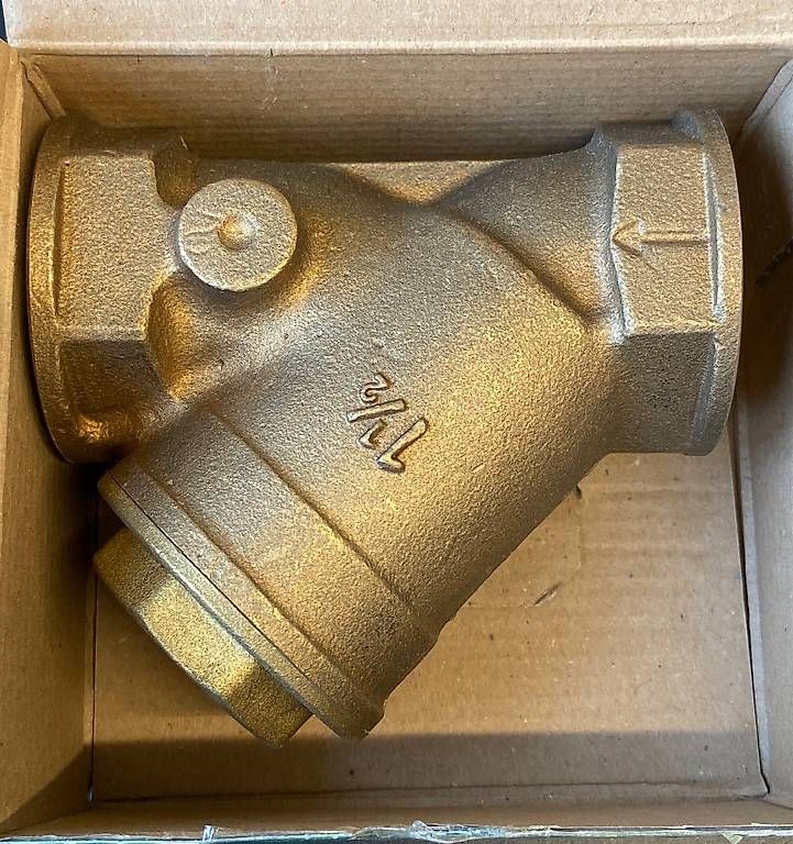 Tutti pezzi di ricambio auto: CALEFFI Schrägsitzschmutzfänger 1 1/2" – Usato da Nürensdorf venduto da pgiuga