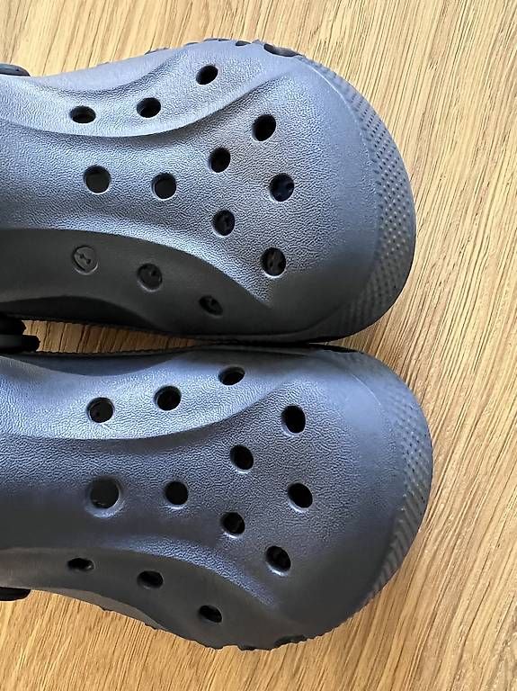 Crocs Scarpe per ragazzi: Crocs Grösse 30-31 – Usato da St. Niklausen LU venduto da Mimmi86 2