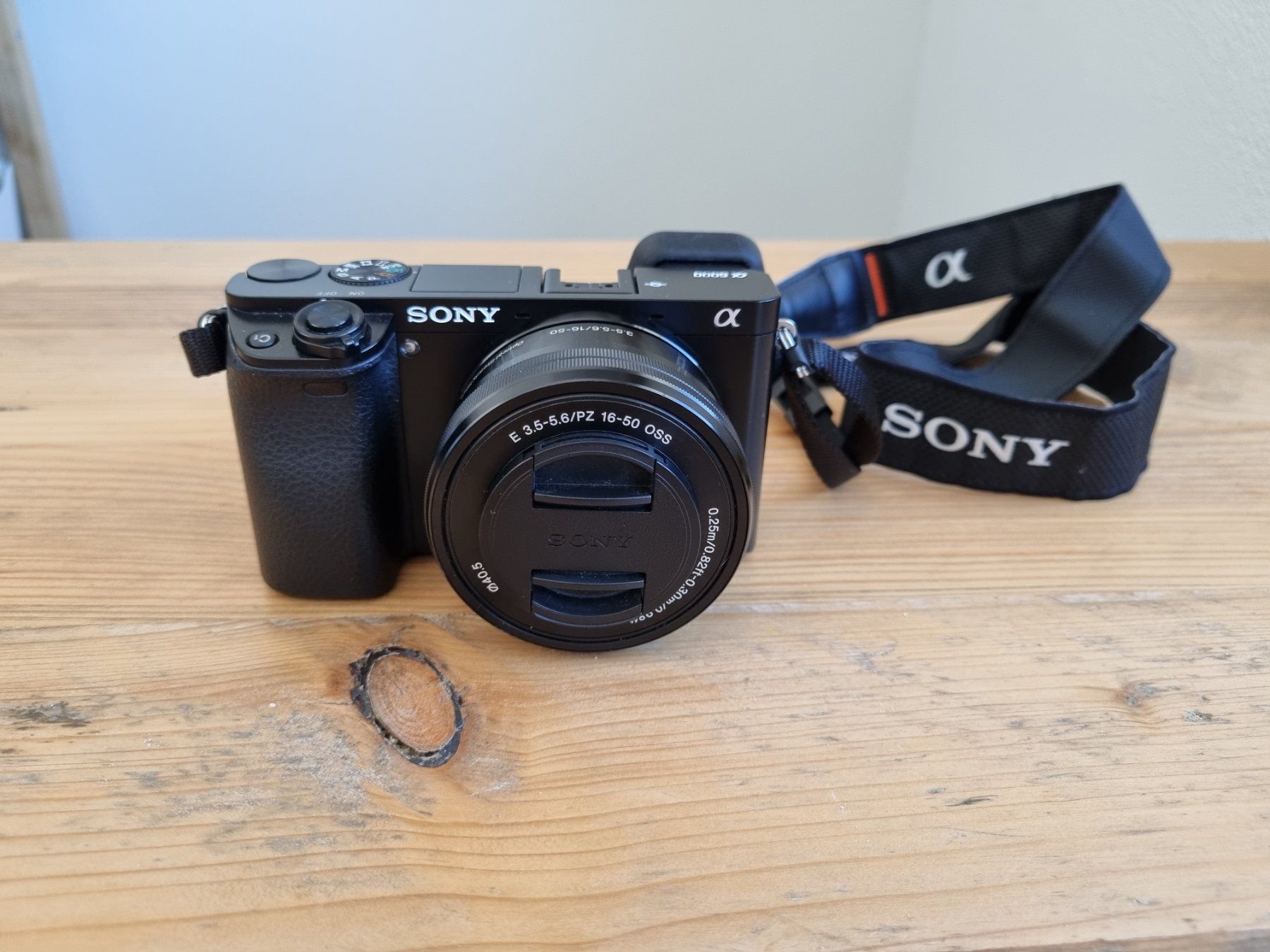 Sony Fotocamera: Sony Alpha a6000 Systemkamera + 2 Objektive – Usato da Baar venduto da Tschaierlou 1