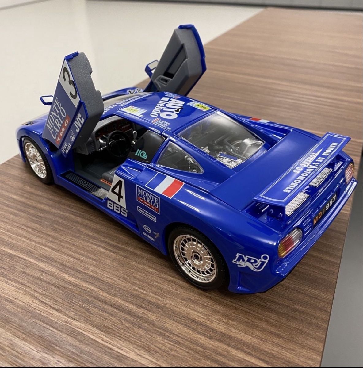 Bugatti Modellini d'auto: Bugatti Modellauto Monte Carlo BBS blau 1:18 – Usato da Spreitenbach venduto da dhy_qtm8 1