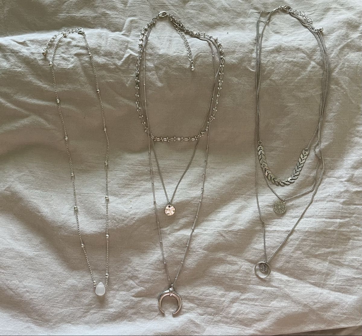Altri gioielli: Lot de 3 colliers 🪩 – Nuovo (secondo la descrizione) da Bramois venduto da cyr_sb8d