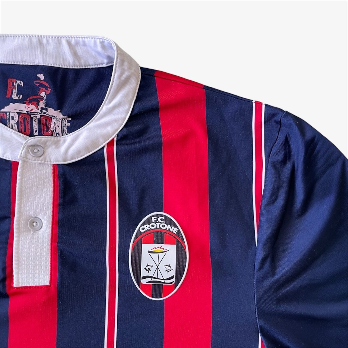Canottiere & Pantaloni: 2016-17 | FC Crotone (M) – Usato da Savièse venduto da TempsAdditionel 2