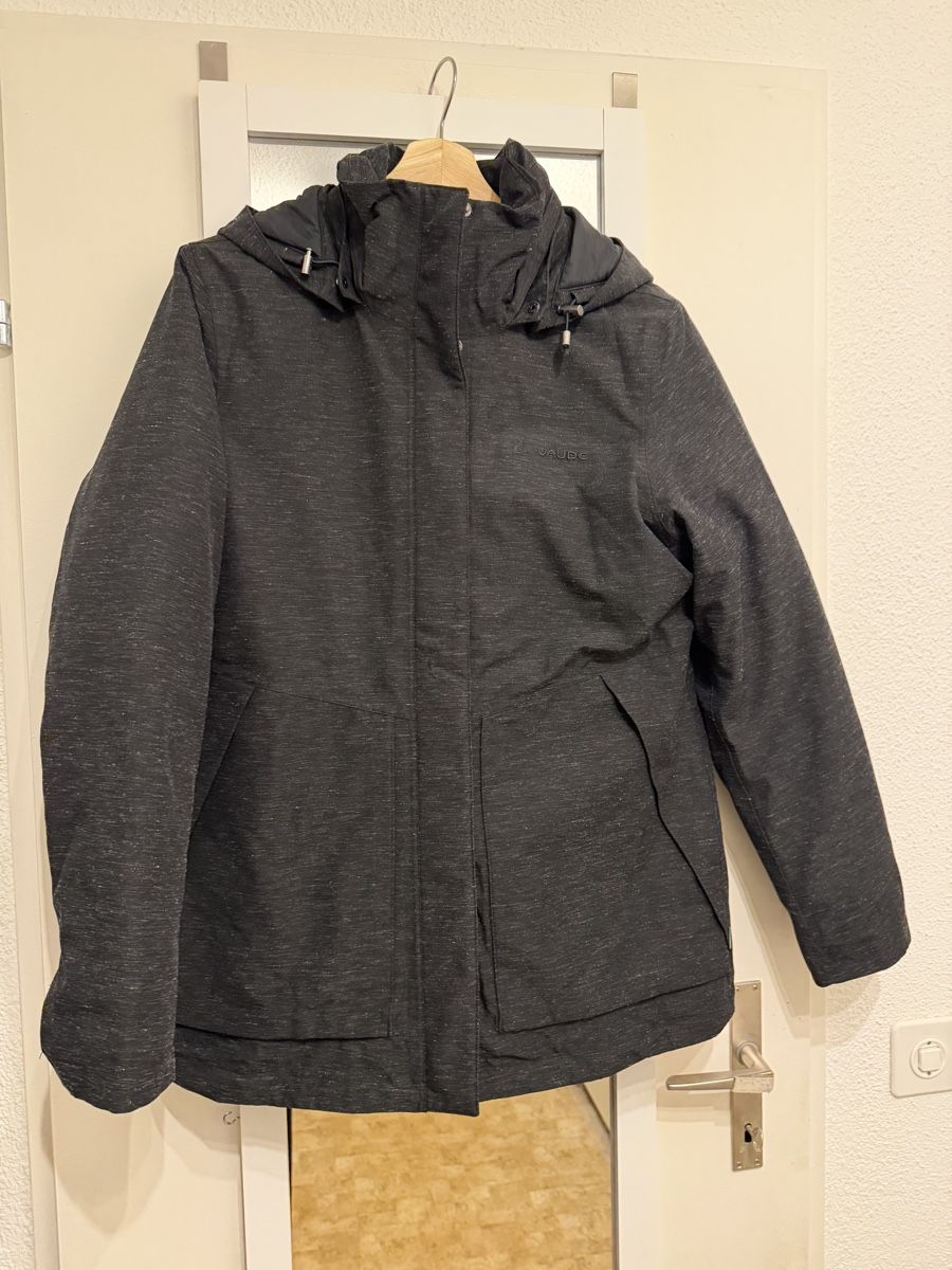 Giacche: Vaude Damen Jacke Grösse 42/L – Nuovo (secondo la descrizione) da Winterthur venduto da ca__tj5n