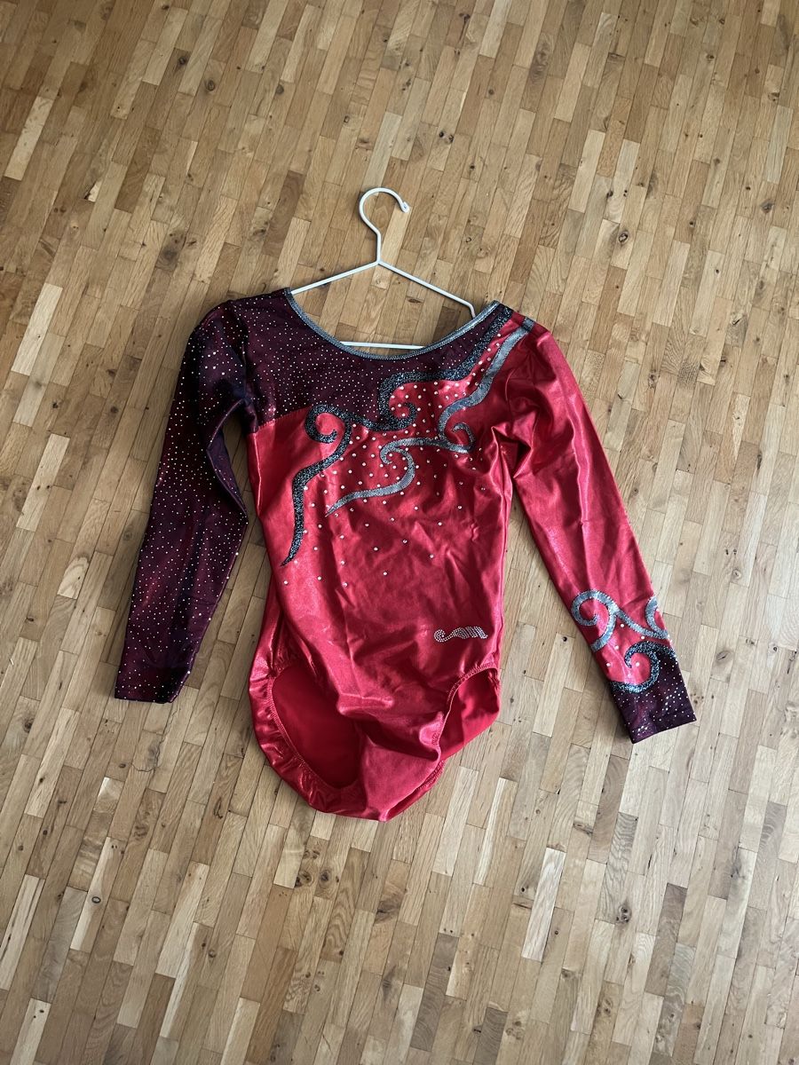 Canottiere & Pantaloni: Turndress /Body Christian Moreau – Usato da Bern venduto da rah_2lyz 1