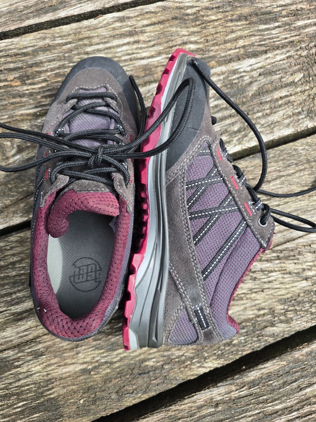 Scarpe da donna: Schuhe: Wanderschuh HANUAG (37.5) – Usato da Romanshorn venduto da Rachacha 6