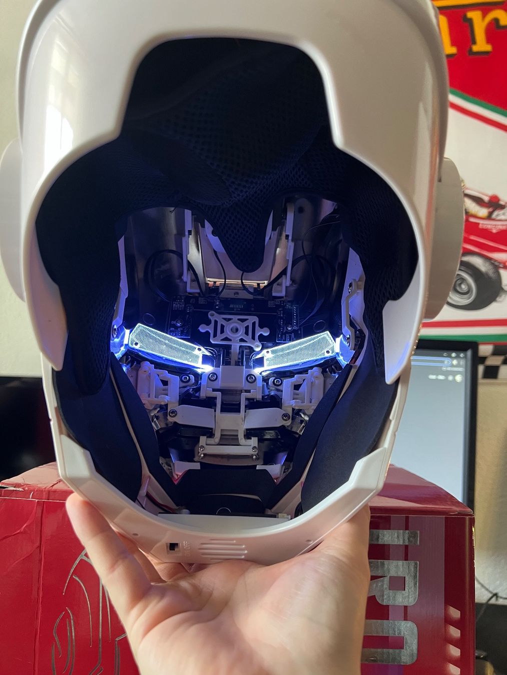 Caschi & visiere: Iron Man Mk5 Weiss Silber mit Voice Control/ Sprachgesteuert – Nuovo e nell'imballaggio originale da Lohn-Ammannsegg venduto da JarvisSystem2.0 9
