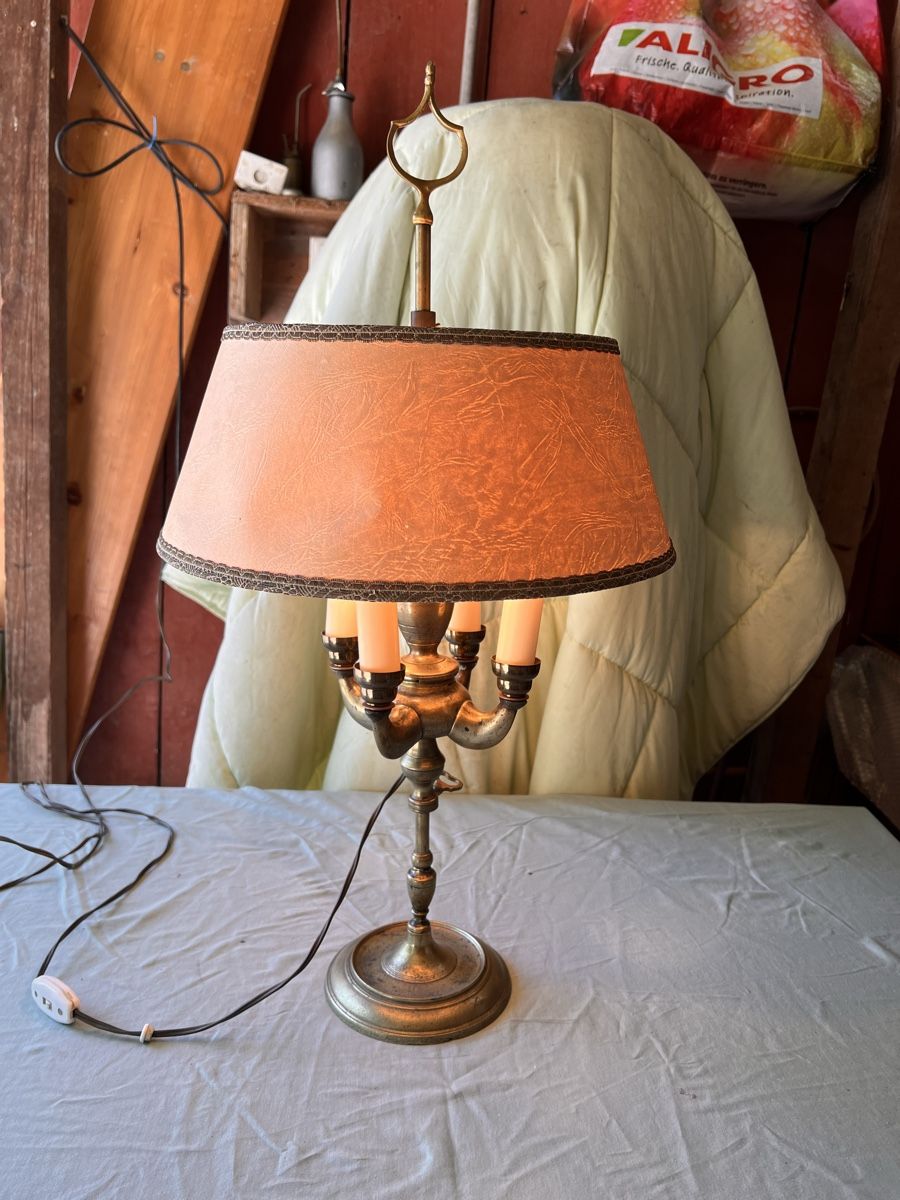 Lampade: Antike Tischlampe Messing  (158) – Usato da Glattfelden venduto da maa_qcj8