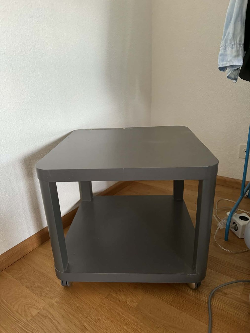 Tavoli: Ikea Tingby table – Usato da Dietikon venduto da woj_gw75