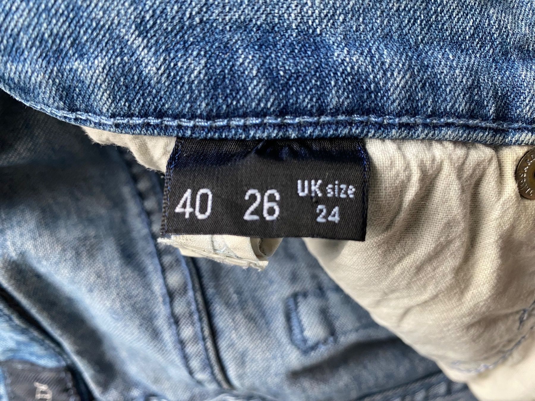Trussardi Jeans: Trussardi Jeans S – Usato da Altendorf venduto da am9j_nt 3