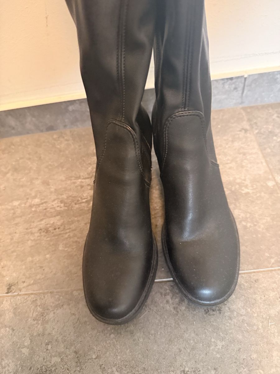 Tamaris Scarpe da donna: Tamaris Overknees, Grösse 37 – Usato da Pratteln venduto da Samantha... 2