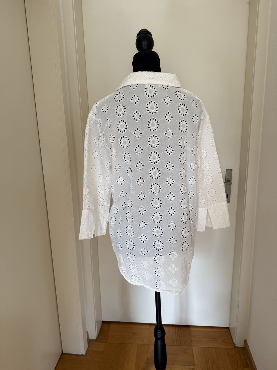 Blusen: Bluse von JYD mit Lochmuster - GR. M – Neu (gemäss Beschreibung) aus Zürich von Indigo2012 1