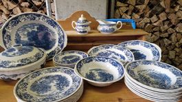 Royal Tudor Ware Gedeck Geschirr 31-teilig guter Zustand