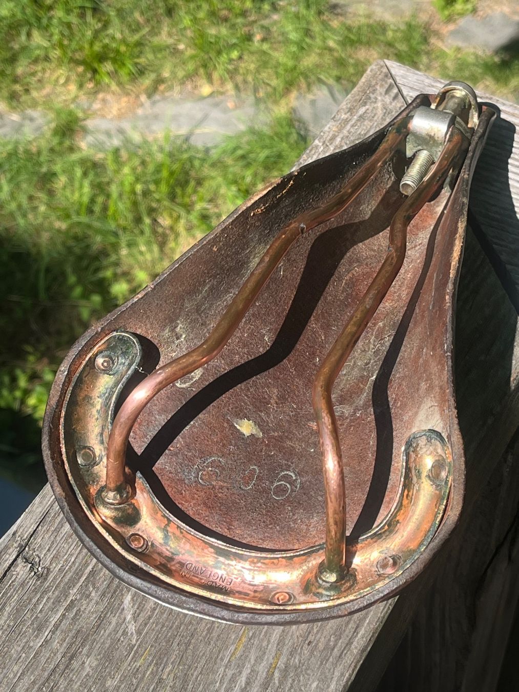Brooks Pièces détachées: Oldtimer BROOKS Professional Pre-Softened  Leder-Velosattel – D'occasion à Wiesenberg par swissantik 9