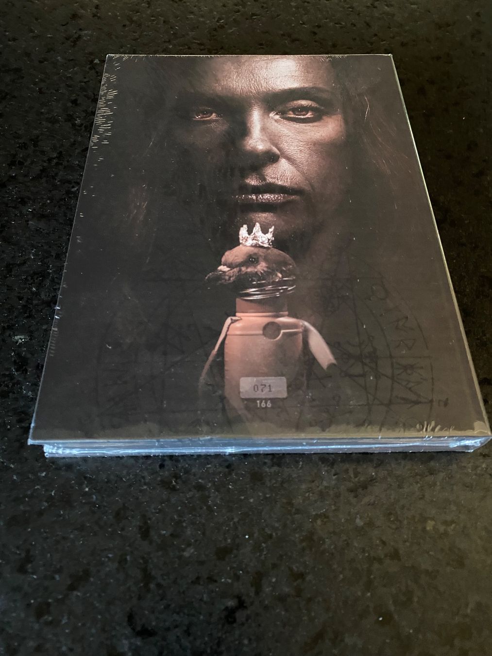 Tutti i DVDs: Hereditary Mediabook Blu-ray + DVD OVP – Nuovo e nell'imballaggio originale da Schmitten FR venduto da FilmRarities 1