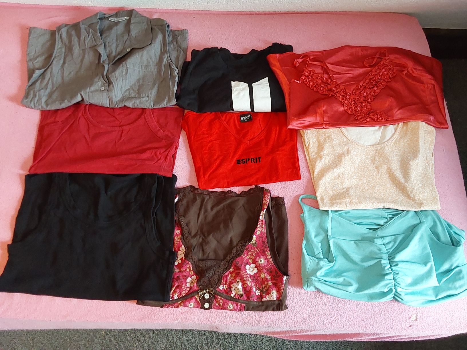 Lotti di vestiti: Buntes grosses Kleiderpaket  M – Usato da Döttingen venduto da Verkauf 3