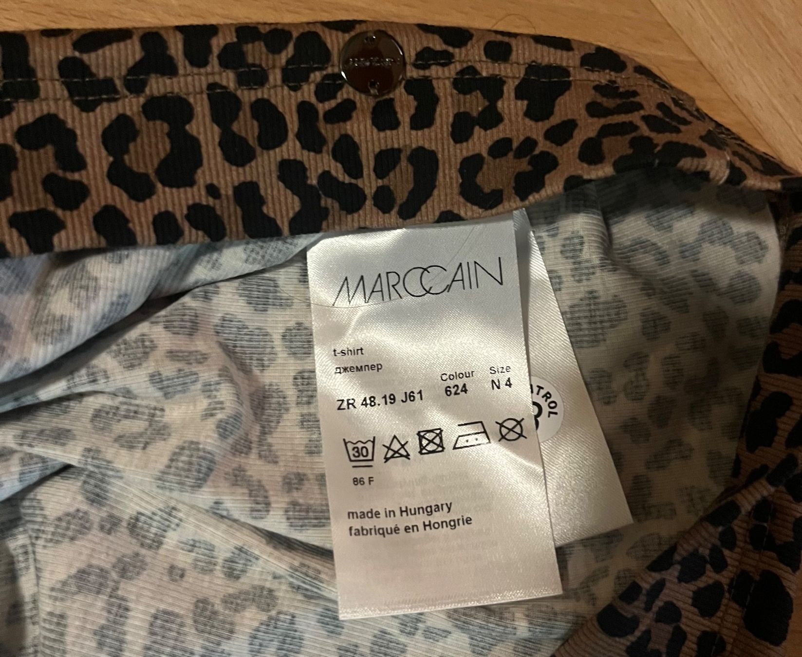 Marc Cain Top: Leopard Marc Cain top – Usato da Zürich venduto da Kim_m8f5 3