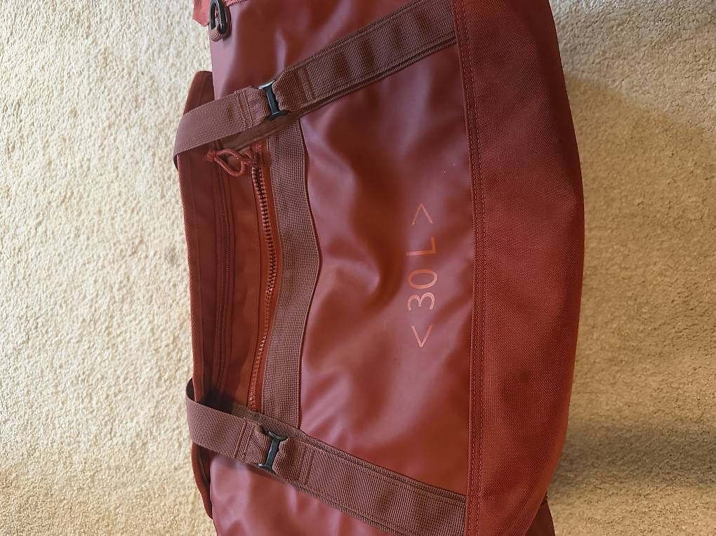Borse: Sporttasche – Usato da Niederuzwil venduto da Lisascloset 4