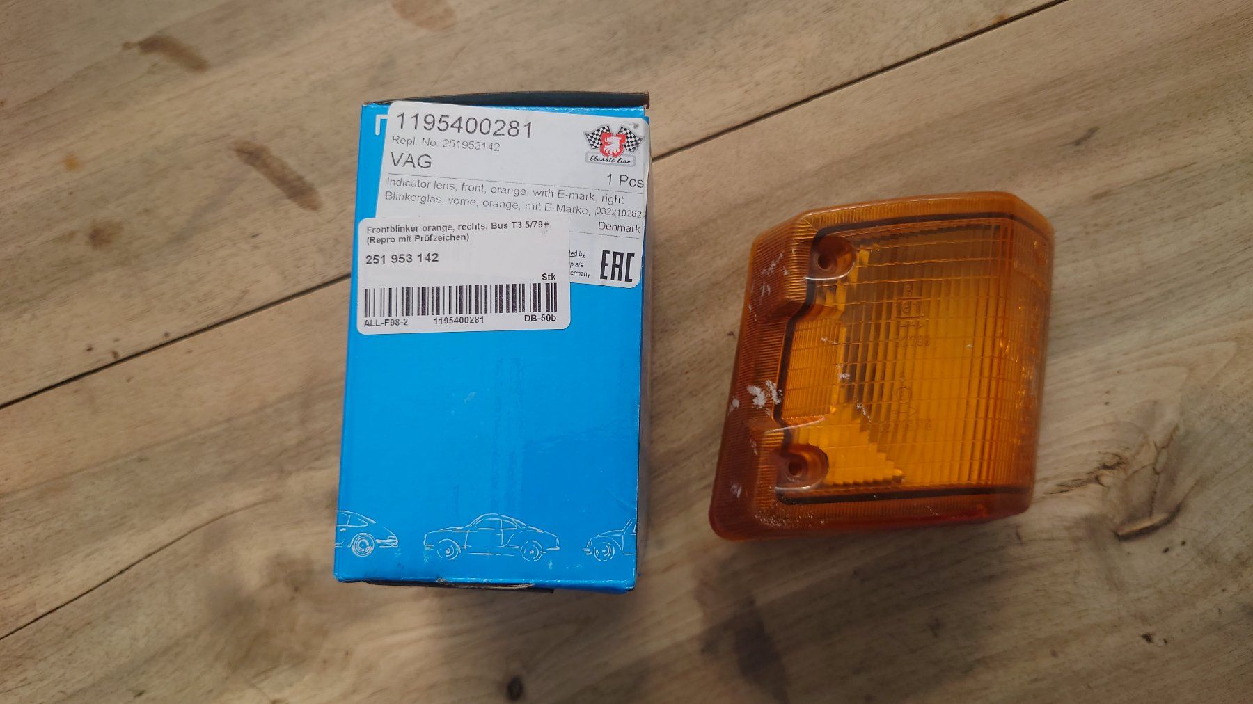 Volkswagen Accessori per altri veicoli: VW T3 Blinker Rechts – Difettoso da Wittenbach venduto da Aberanders