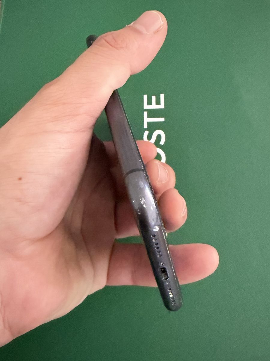 Apple Portables: Verkaufe iPhone 11 – D'occasion à Neuenhof par mar_s9y9 4