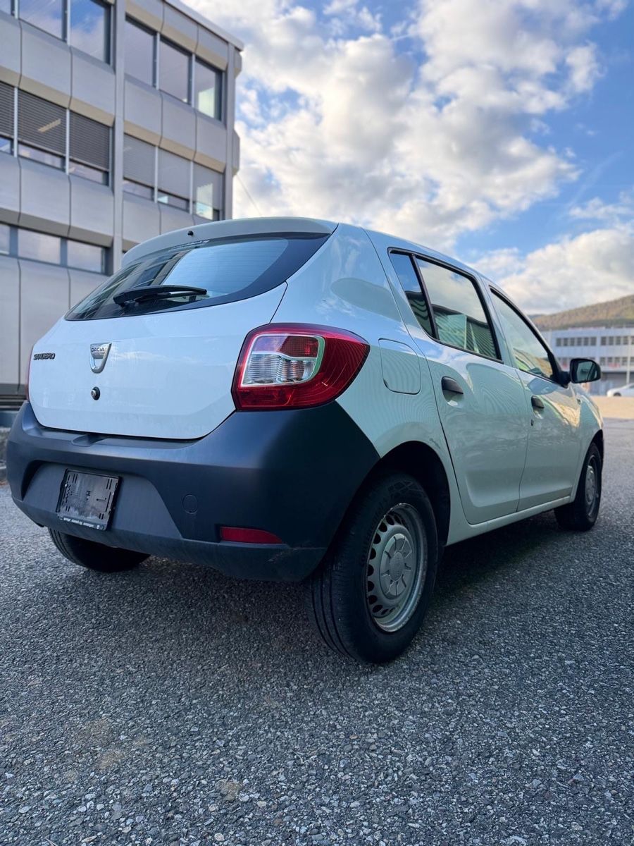 Dacia Automobili: Dacia Sandero AB 1CHF! – Usato da Olten venduto da otb.vg 4