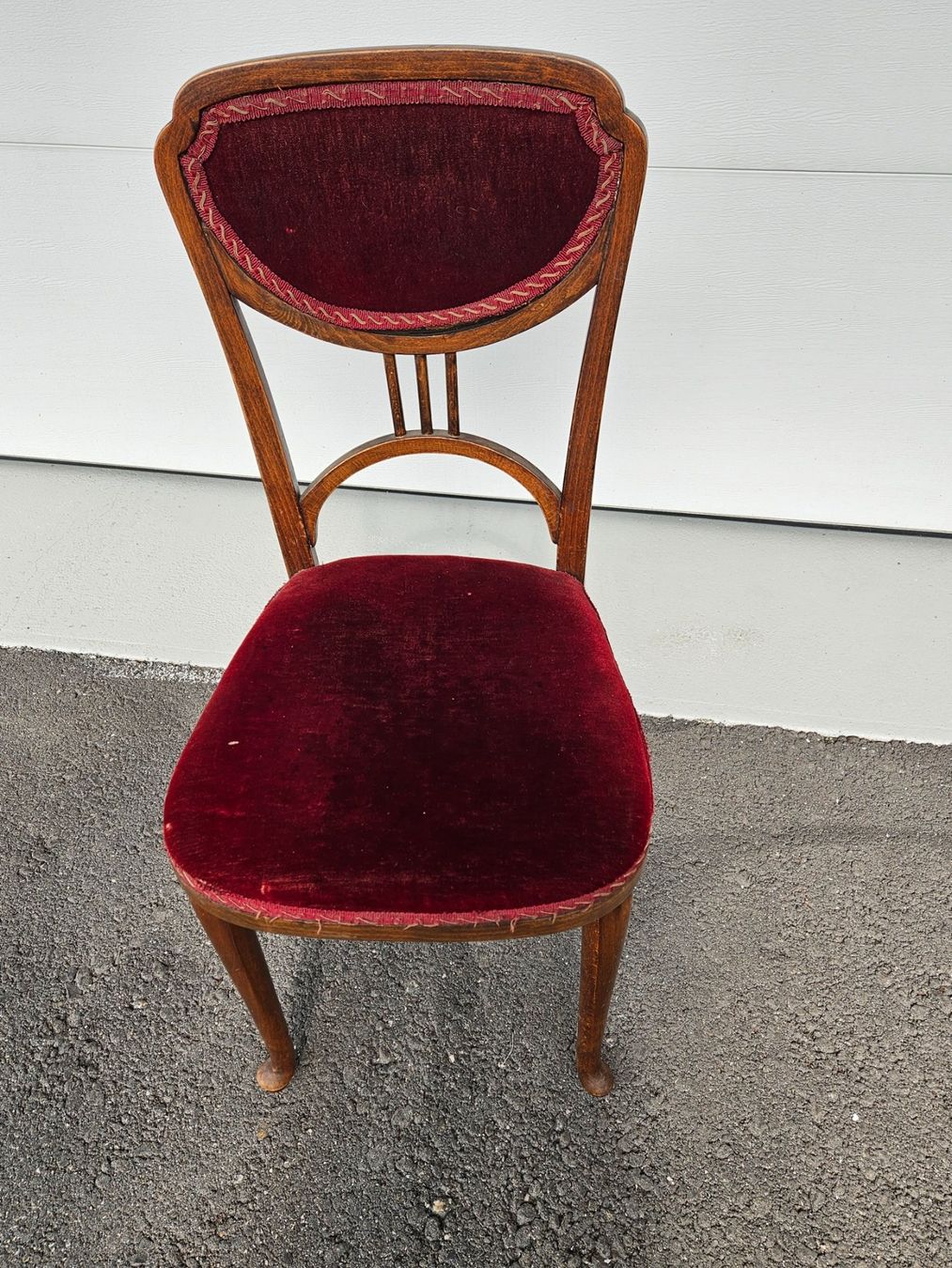 Thonet Sedie: Thonet Stuhl Wien – Usato da Altstätten SG venduto da Gartenmeister60