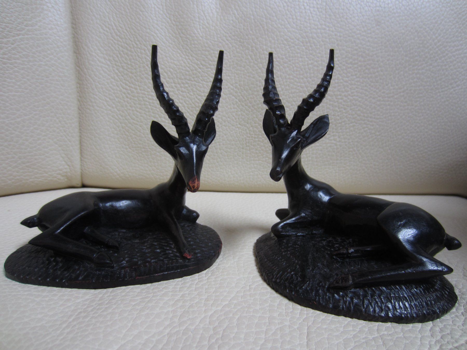Statuette: Gazelle Figuren 2 Stück – Usato da Sursee venduto da Tschiger