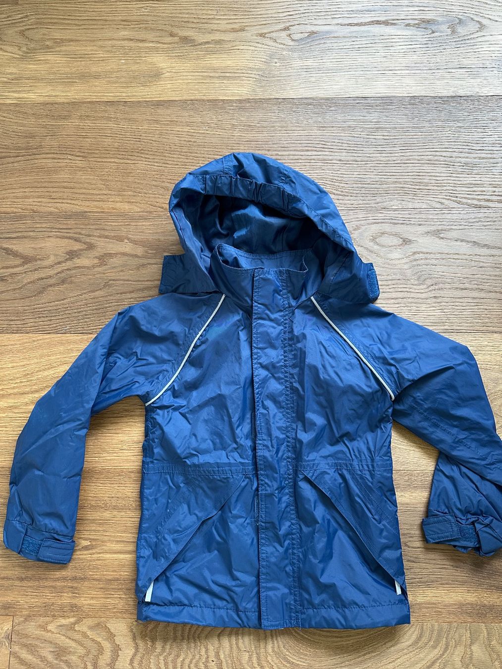 Vestes & Manteaux: Regenjacke Grösse 116 – D'occasion à Brunnen par annitime