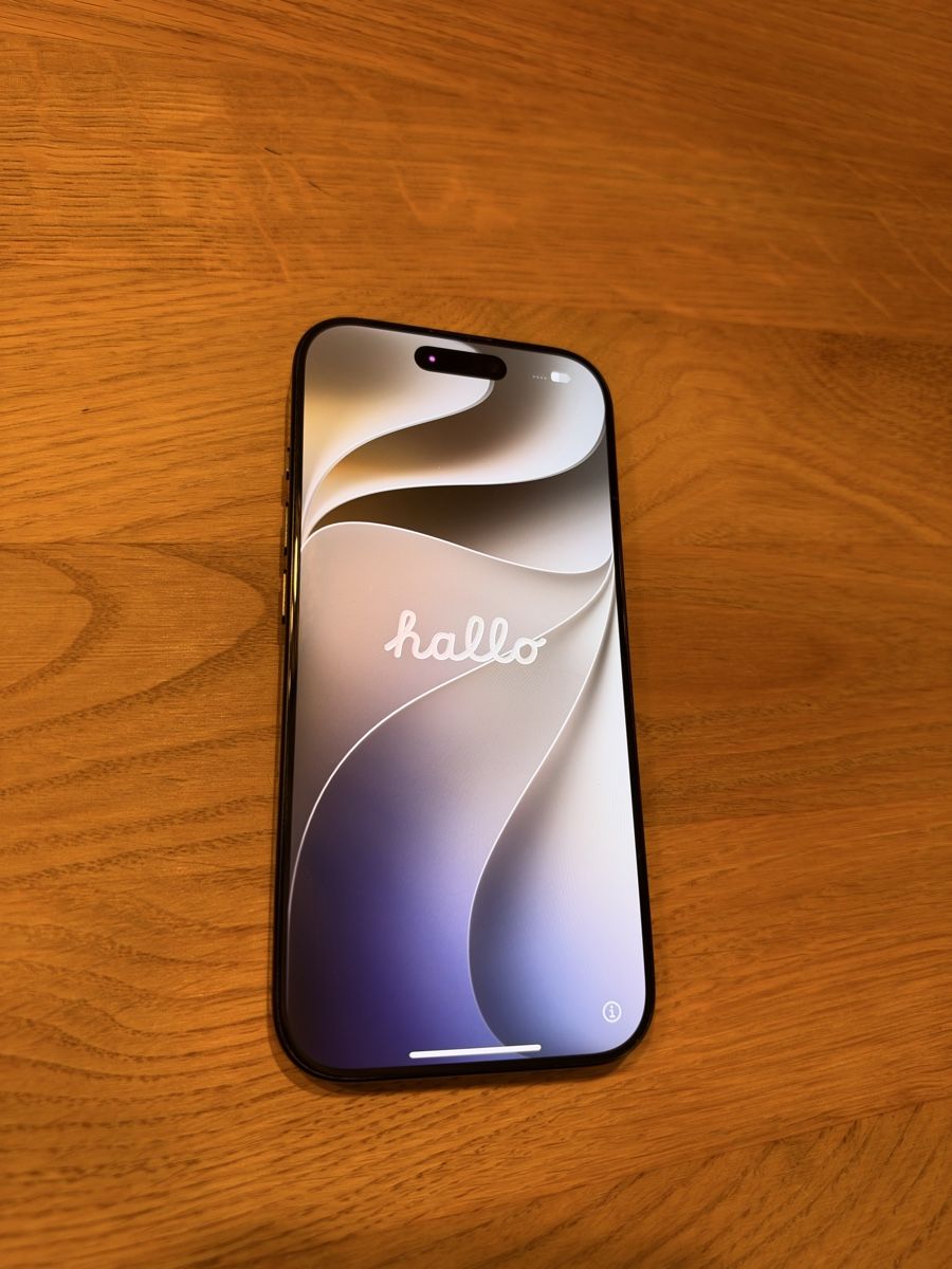 Apple Telefoni cellulari / Smartphones: Apple iPhone 16 Pro 128GB Black Titanium – Usato da Schlieren venduto da lio_8ccl 3