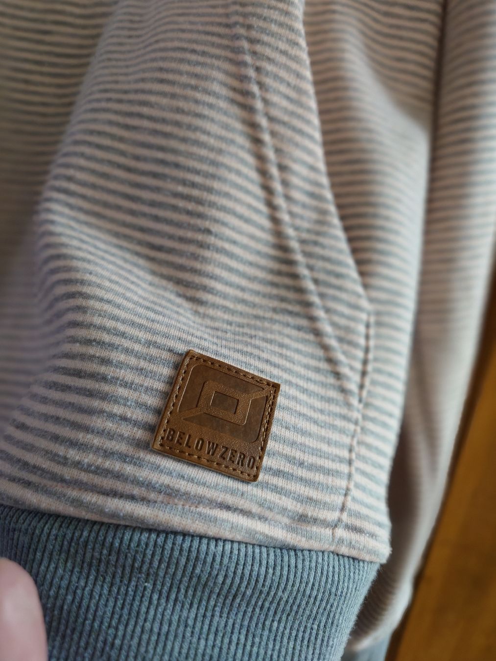 Pullover & Sweatshirts: Pullover BELOWZERO gestreift Grösse XL – Gebraucht aus Steffisburg von marinzki 1