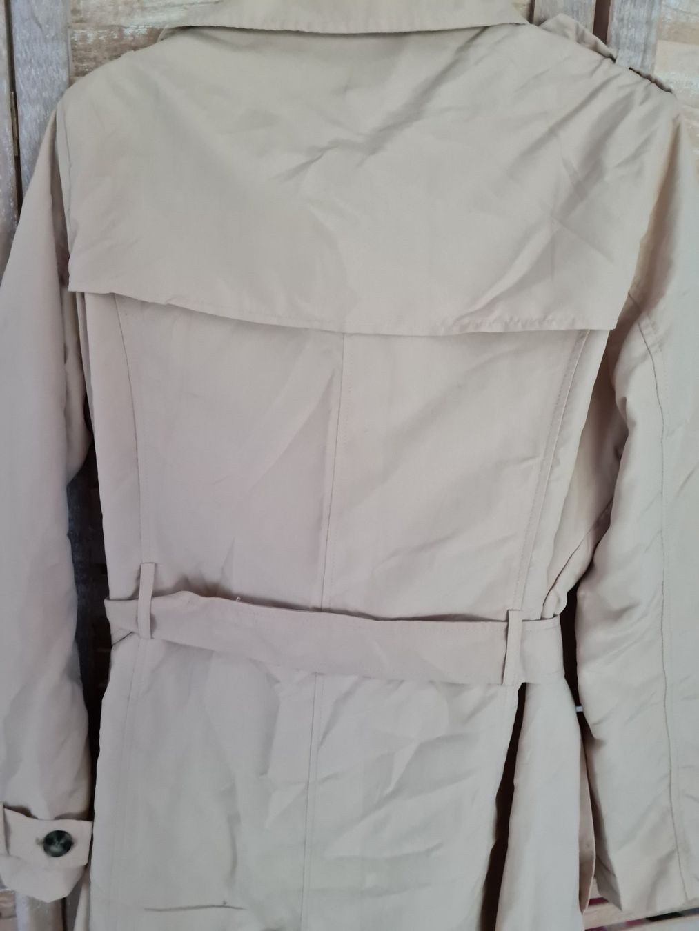 Vestes: Parka – Neuf avec emballage d'origine à Grand-Lancy par ana_7y2f 3