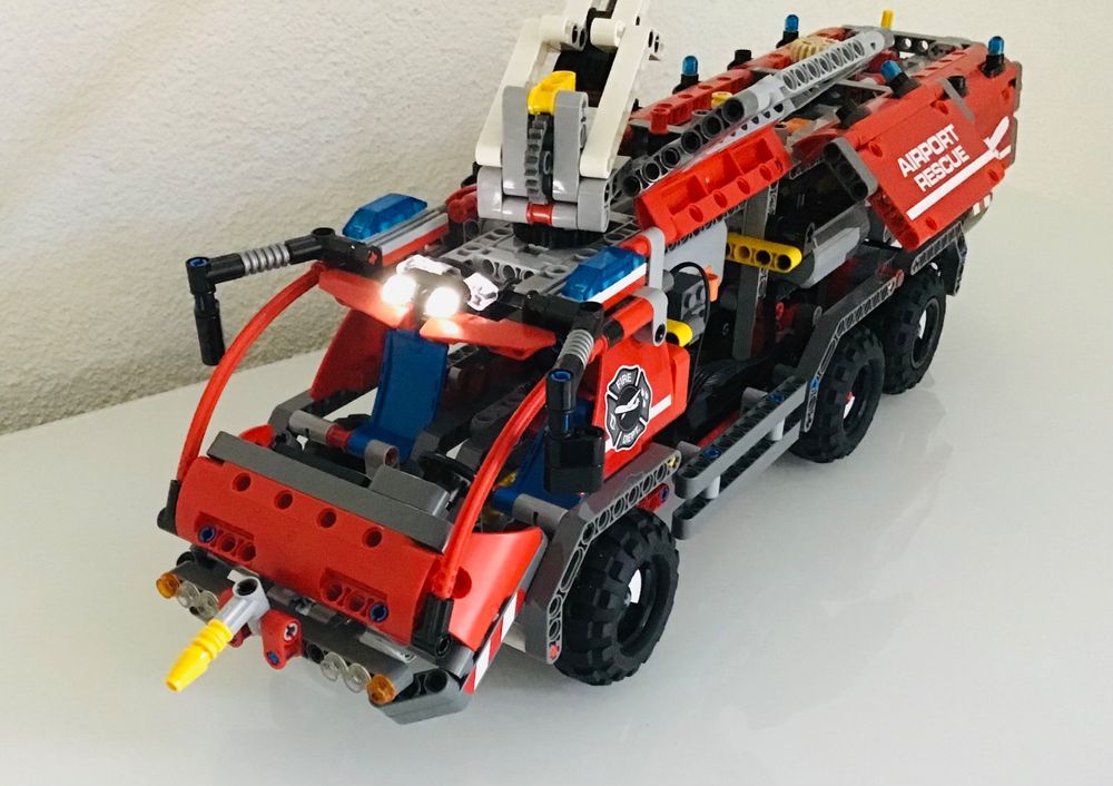 Lego 42068 power store functions