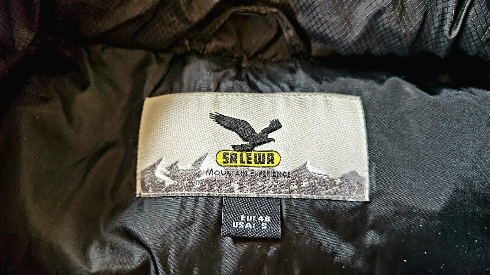 Salewa Giacche: Daunenjacke schwarz – Usato da Ermensee venduto da and_xvf5 1
