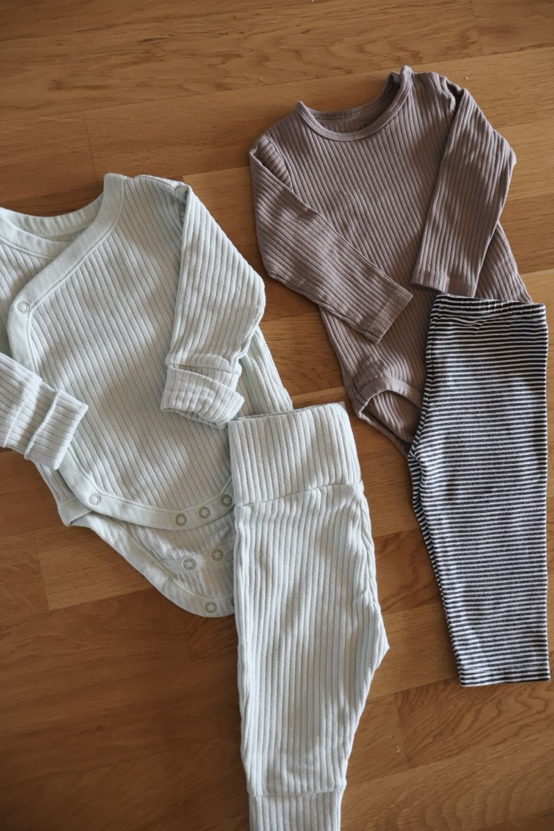 Lotti & Set di vestiti: Lot ensembles bébé taille 68 – Usato da Morges venduto da cla_l2kk 2