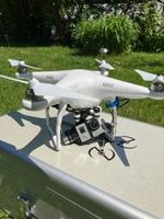 Drohne Dji mit GoPro, Liliput-Bildschirm und 4 Akkus