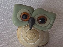 Eule Figur Handgemacht sitzt auf der schnecke wunder schön