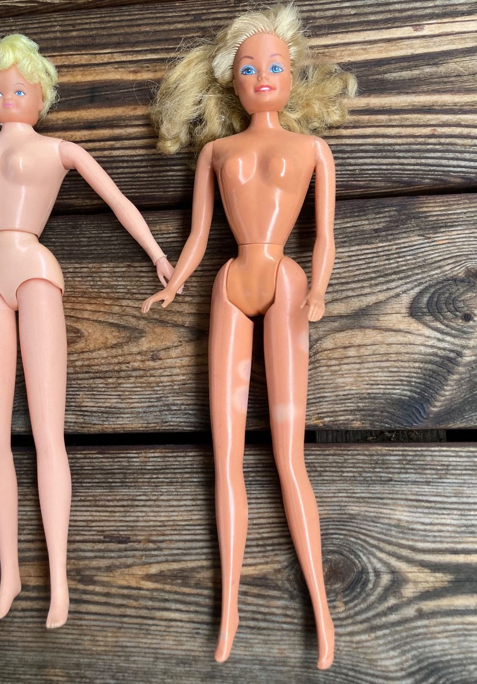 Poupées: zwei Barbie Puppen – D'occasion à Lüchingen par Eeizo 1